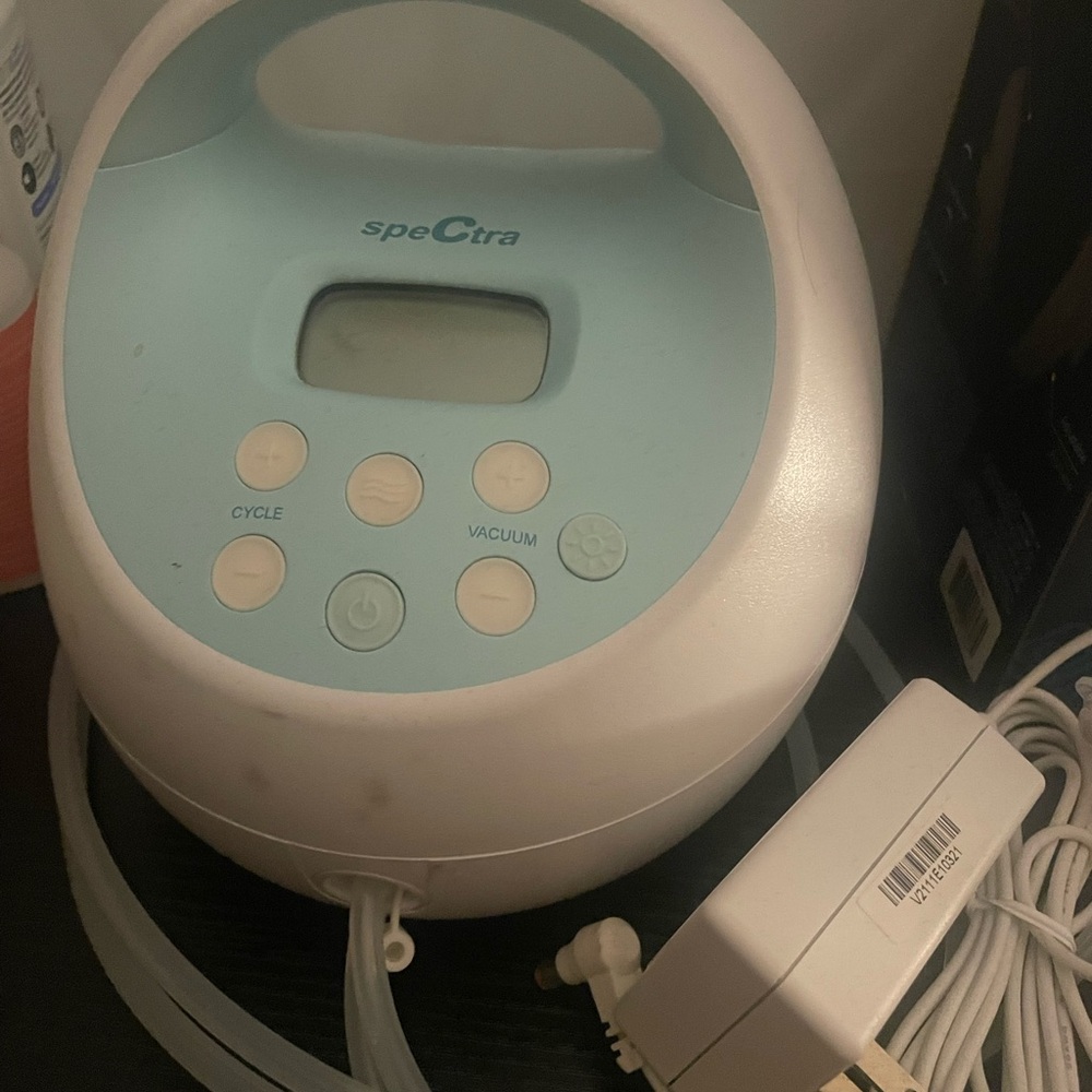 Spectra White Electric Breast Pump